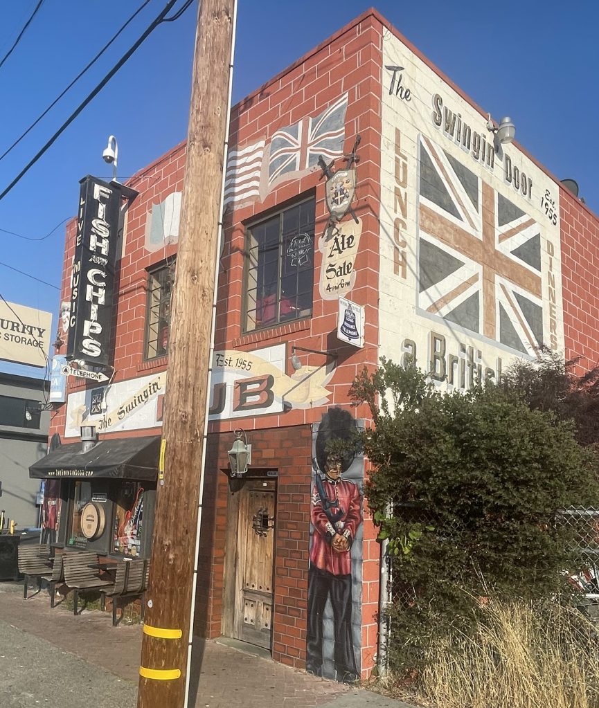 photo of exterior of The Swingin' Door, San Mateo, CA