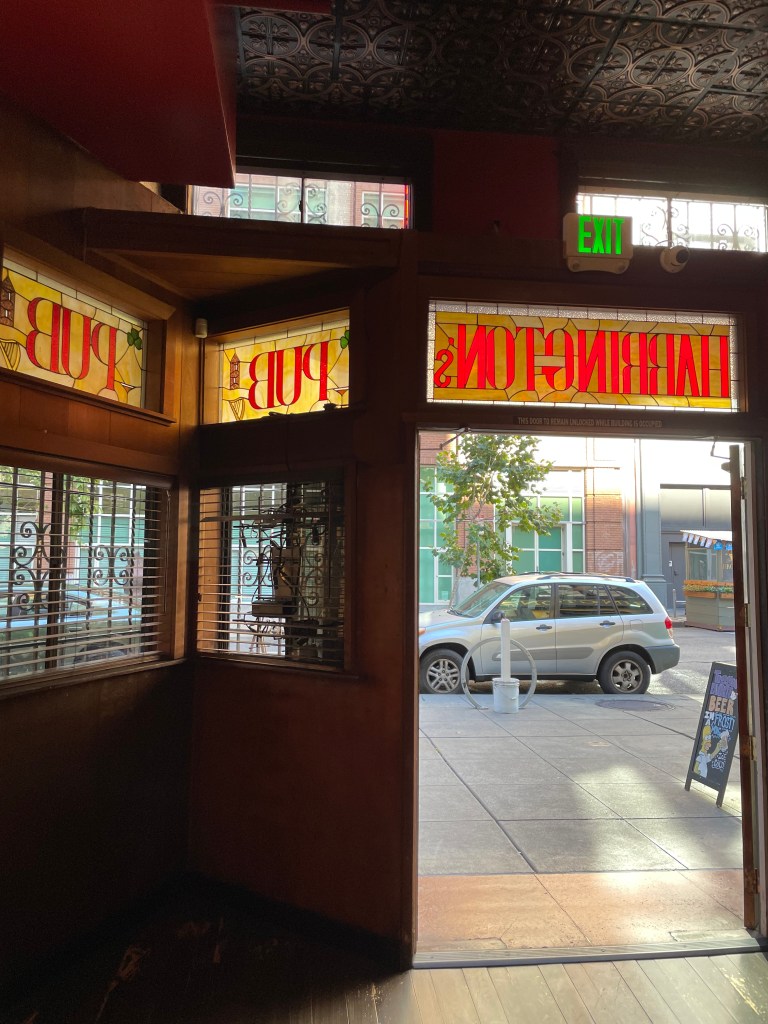 photo of interior of Harrington's Bar and Grill, San Francisco