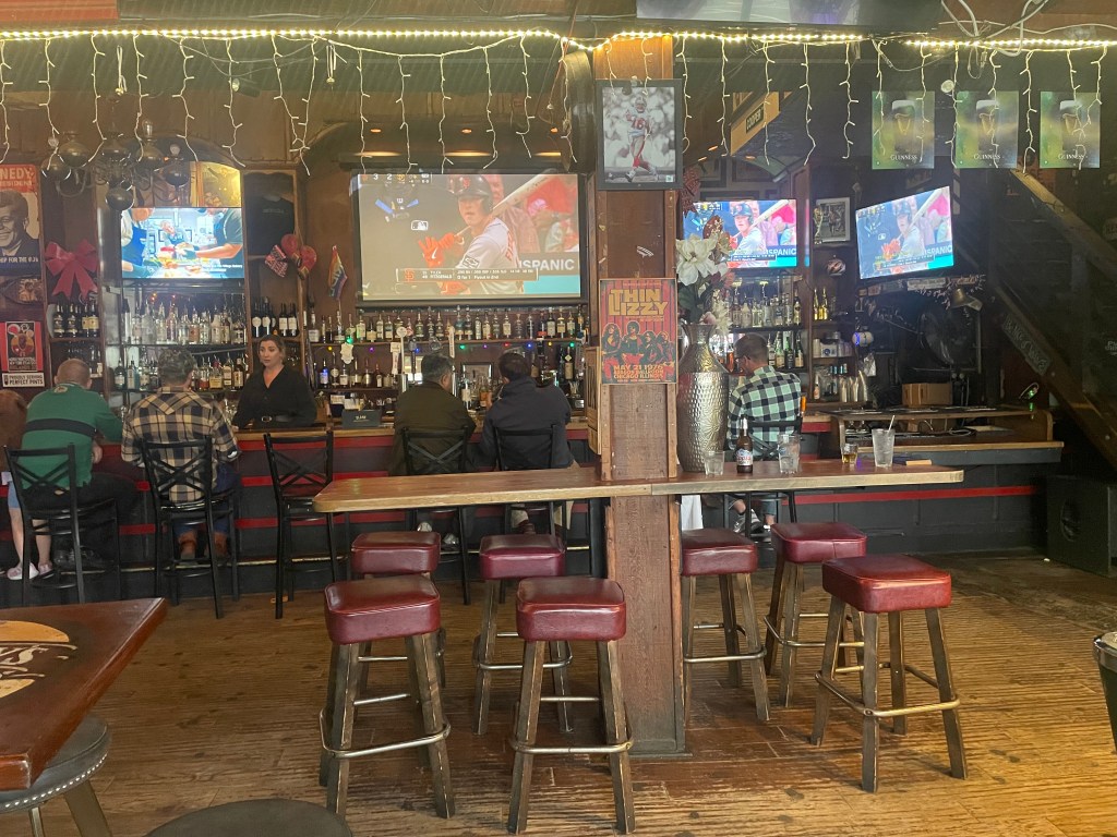 photo of interior of Ireland's 32, San Francisco