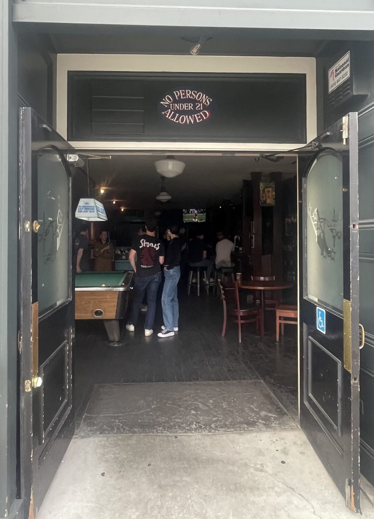 photo of doorway of The Plough and the Stars, San Francisco