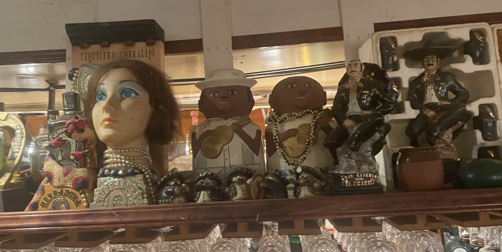 photo of interior detail of Tommy's Mexican Restaurant, San Francisco