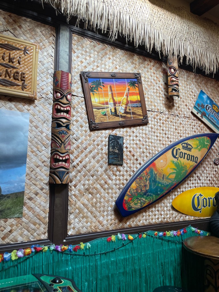 photo of interior of Tiki Haven, San Francisco