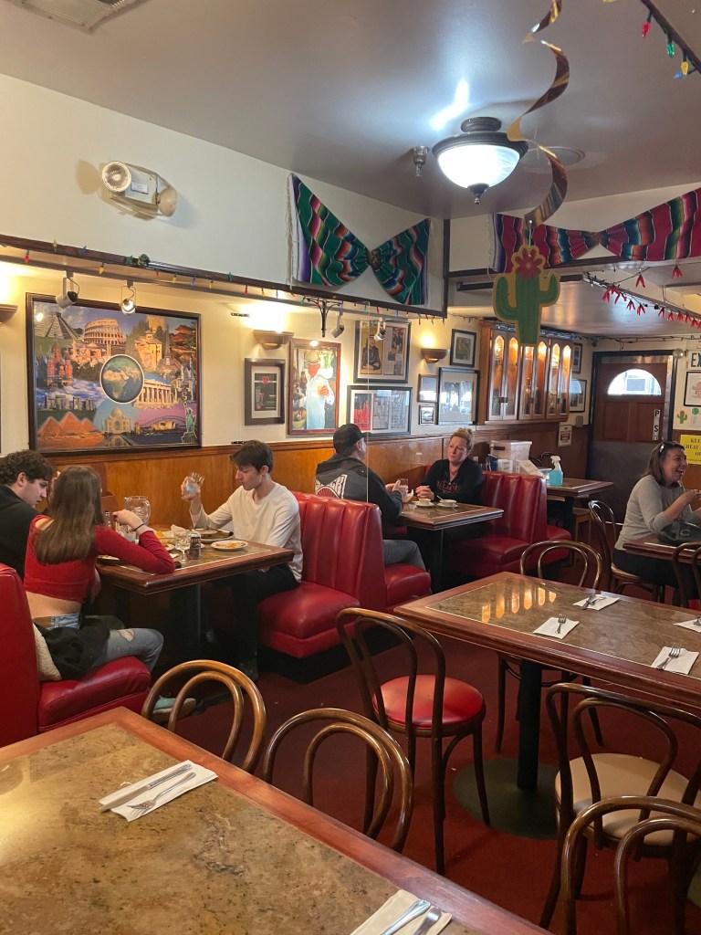 photo of interior of Tommy's Mexican Restaurant, San Francisco
