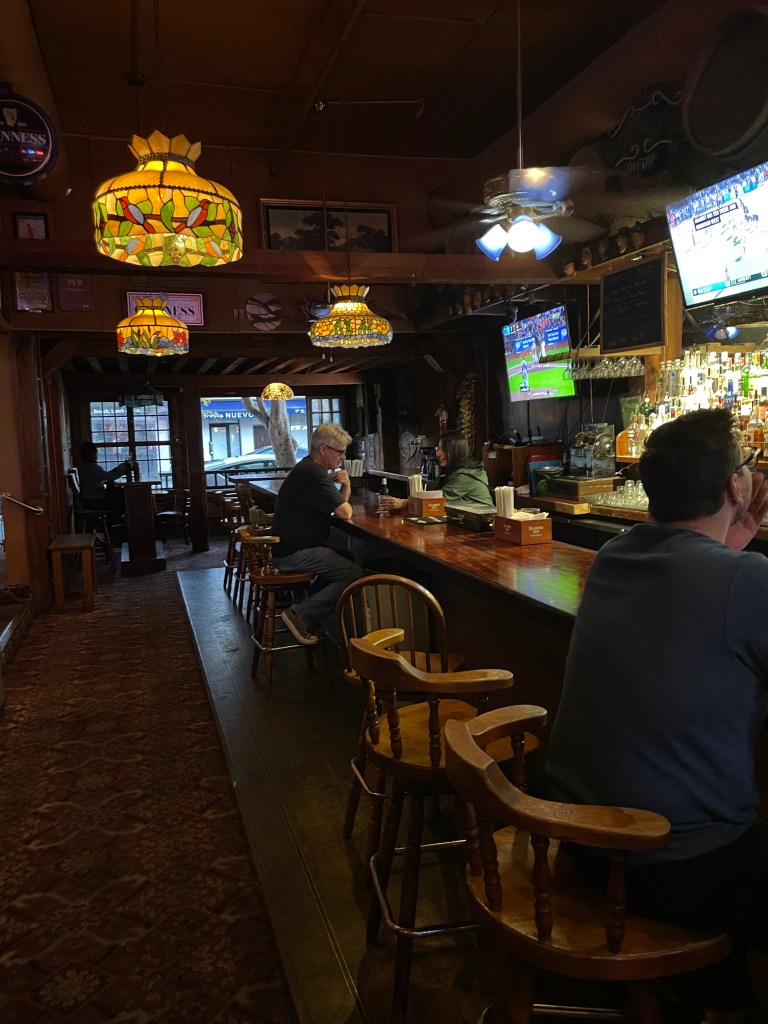 photo of interior of Yancy's Saloon, San Francisco