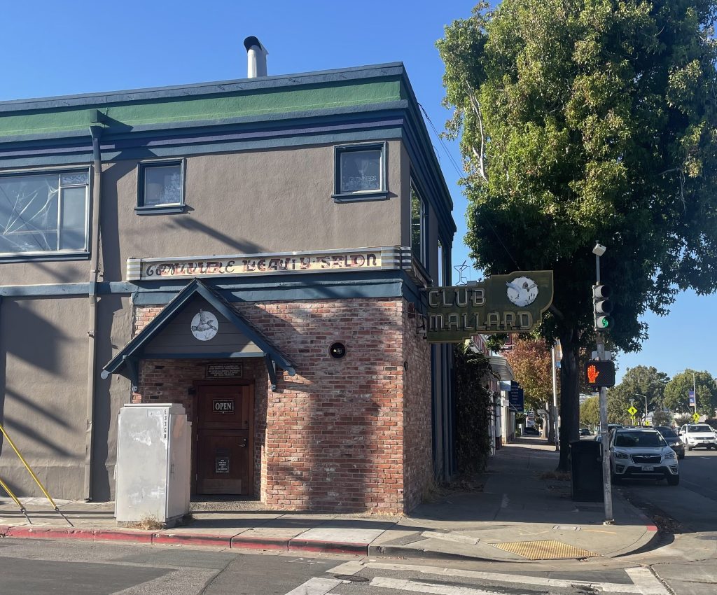 photo of exterior of Club Mallard, Albany, CA