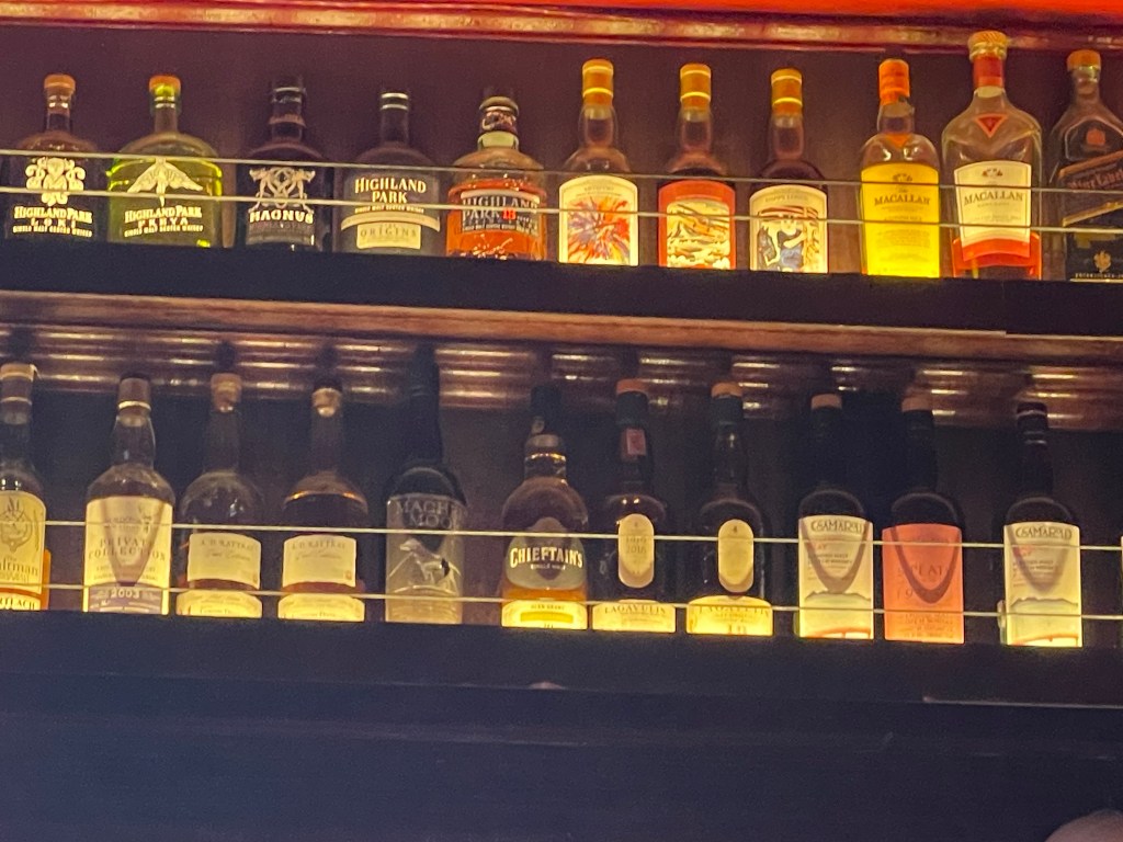 photo of interior detail of Elixir, San Francisco