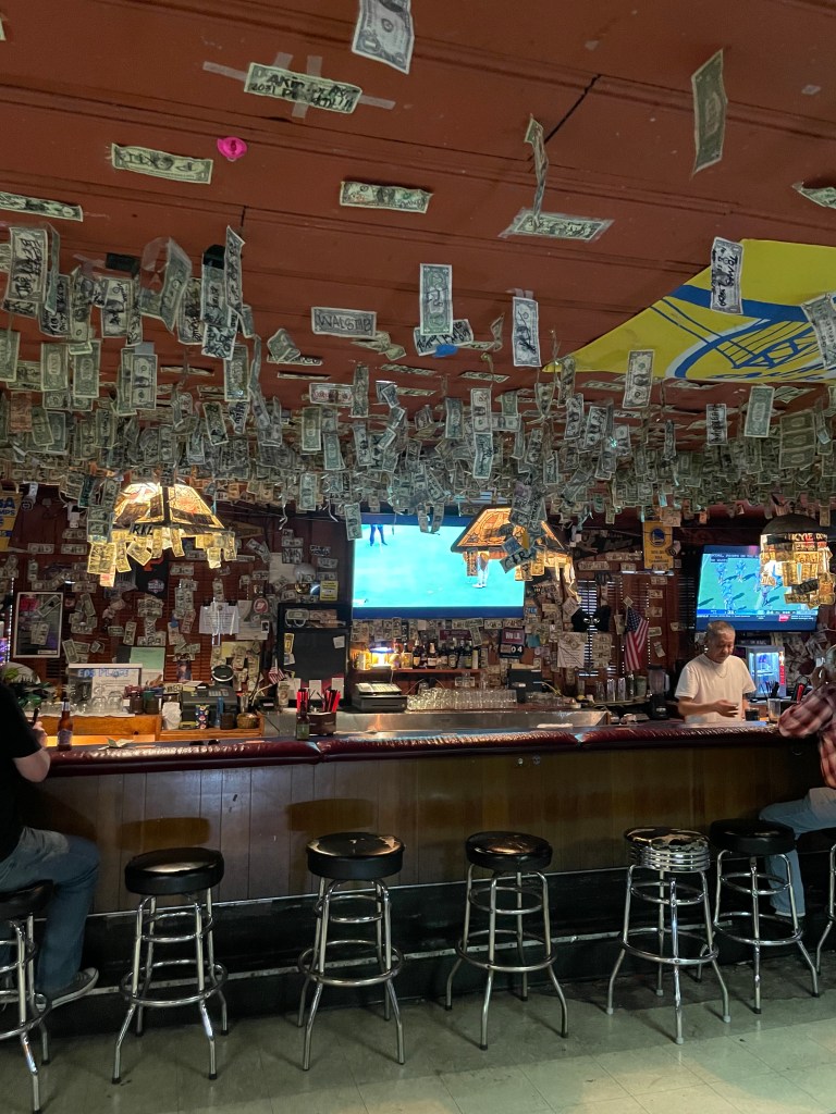 photo of interior of Ed's Place, El Sobrante