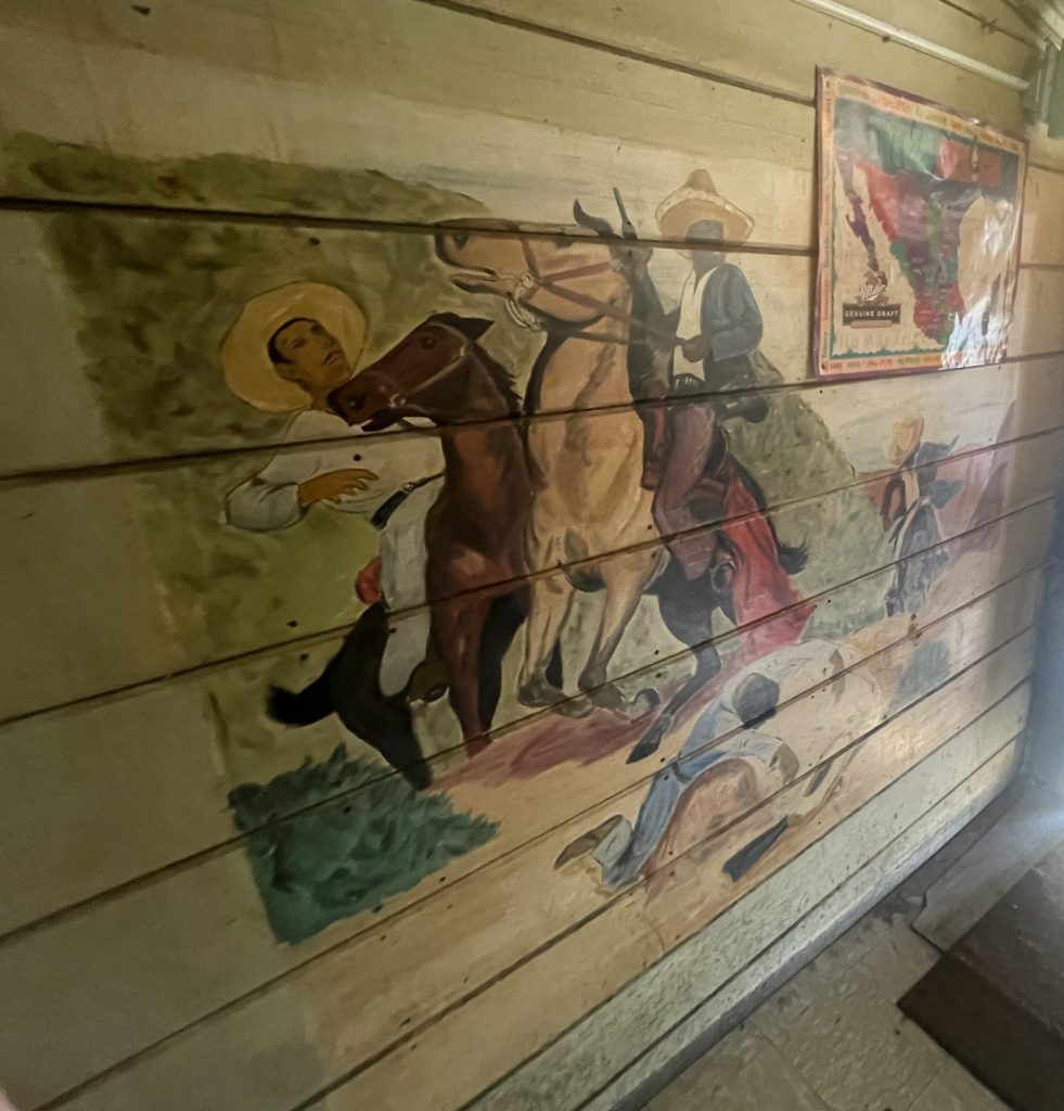 photo of mural in Ed's Place, El Sobrante