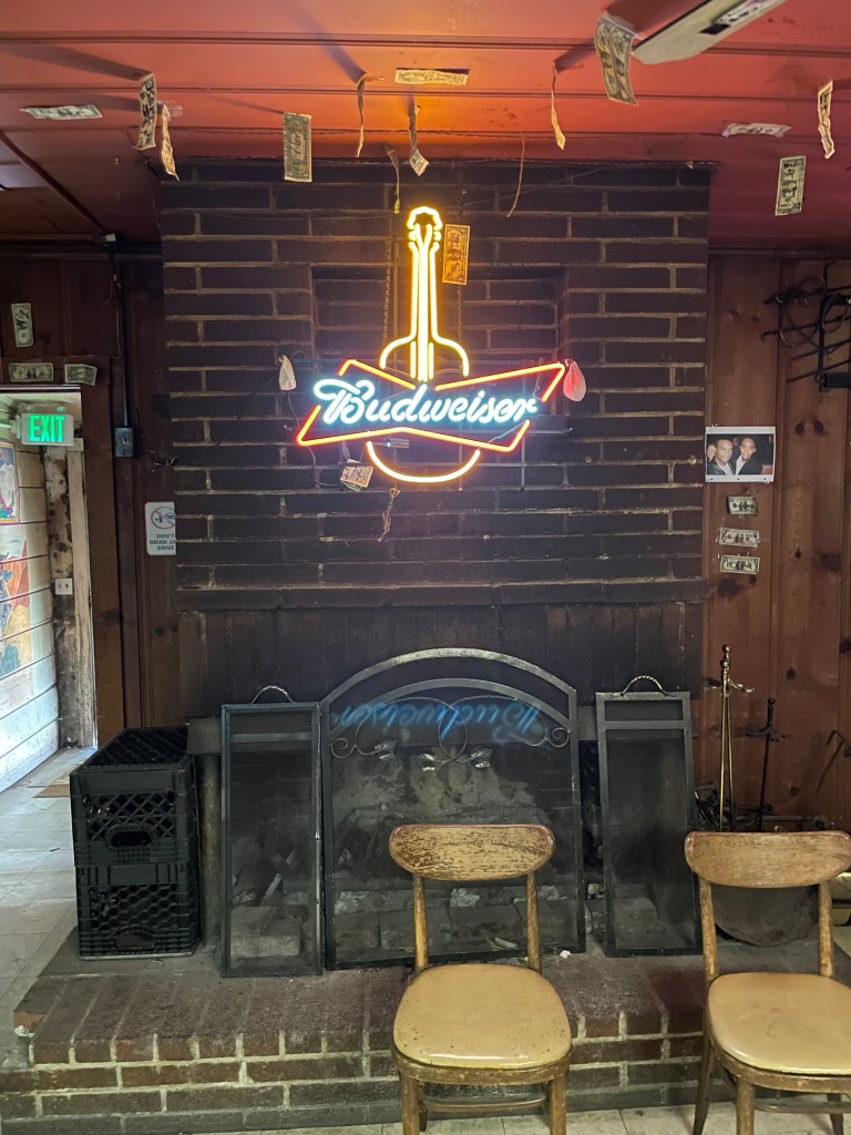 photo of interior of Ed's Place, El Sobrante