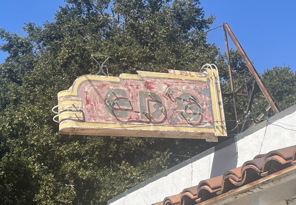 Ed’s Place, El&nbsp;Sobrante