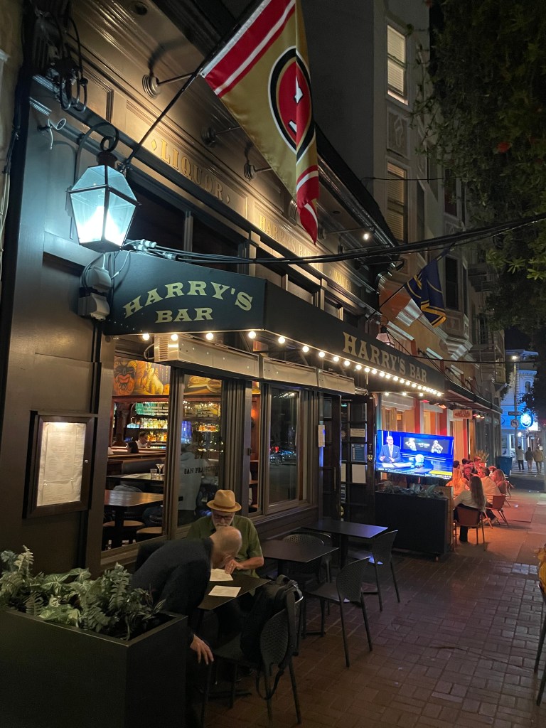photo of exterior of Harry's Bar San Francisco