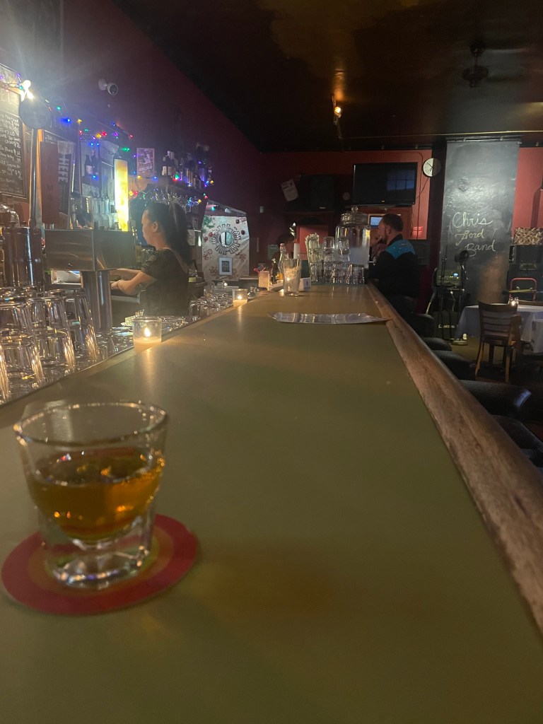 photo of the bar of Rite Spot Cafe, San Francisco