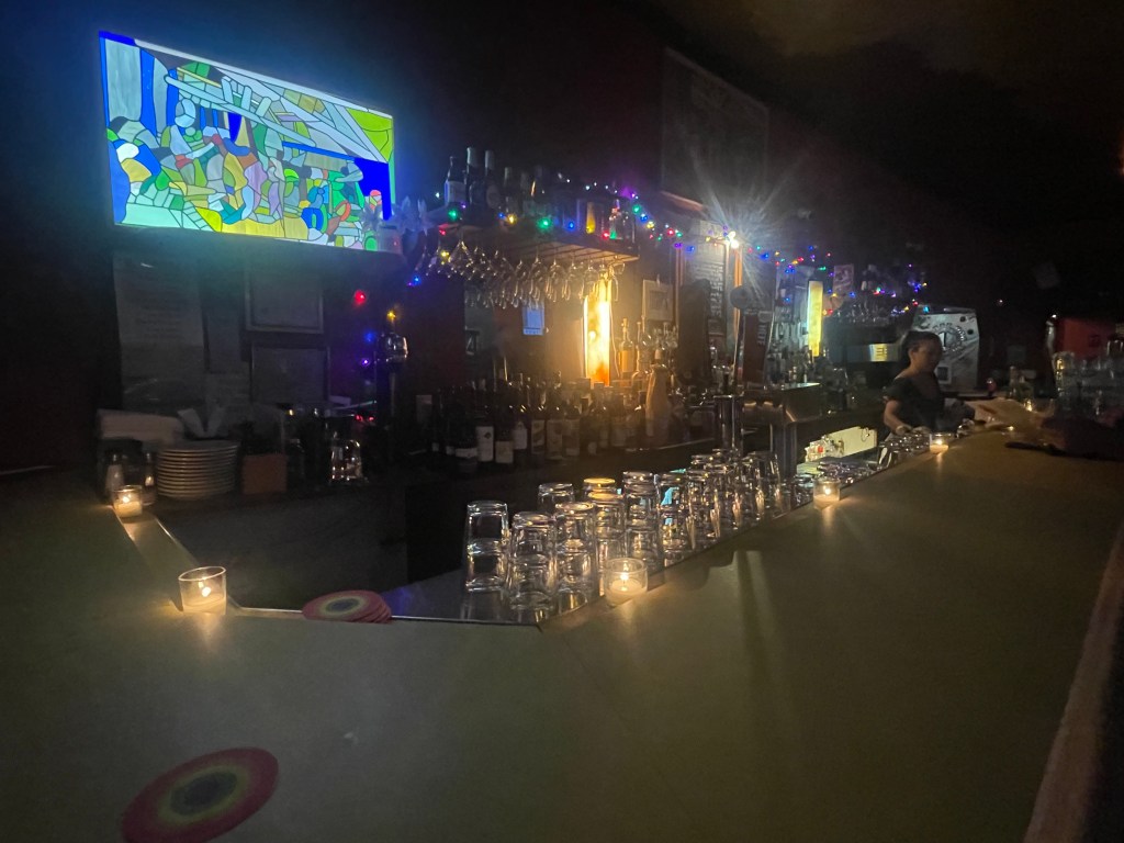 photo of the bar of Rite Spot Cafe, San Francisco
