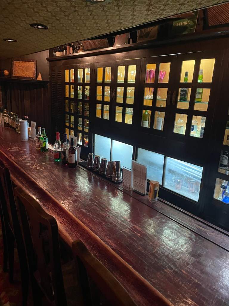 photo of interior of Hello Dolly, Kyoto, Japan