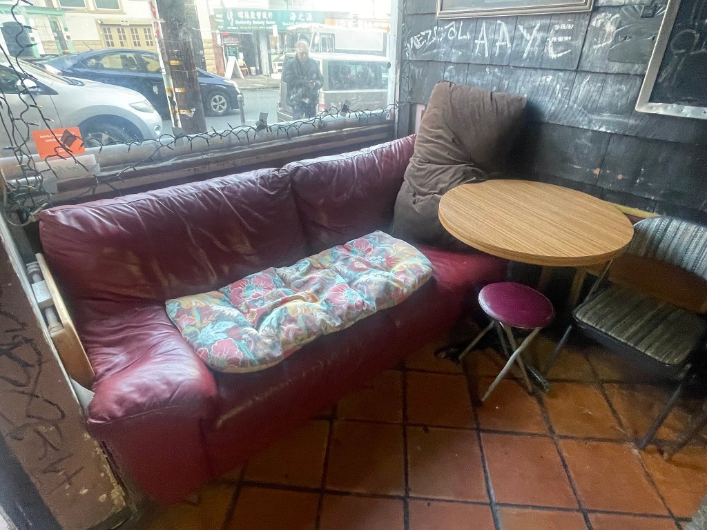 photo of the interior for Hawaii West, San Francisco