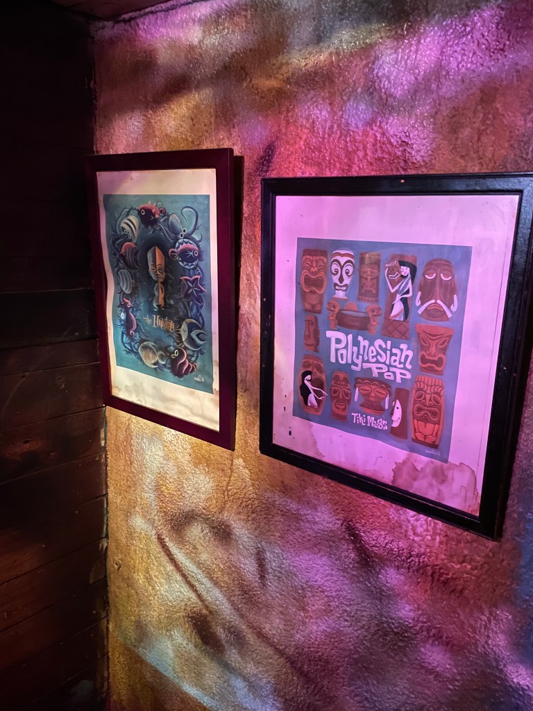 photo of interior detail of Ishimaru Shoten, Kyoto, Japan