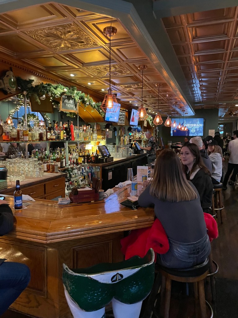 photo of interior of Karl's Beacon, San Francisco