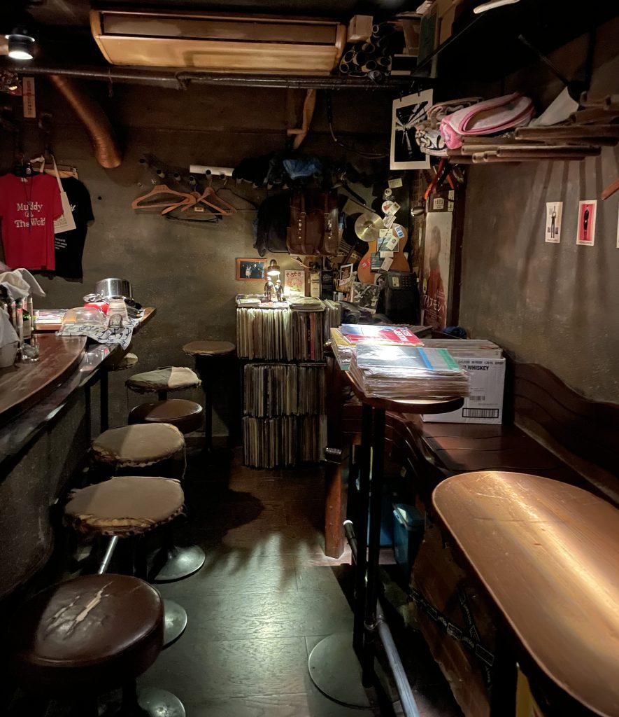 photo of the interior of King Biscuit, Tokyo, Japan
