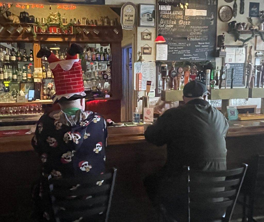 photo of the interior of The Pig and Whistle, San Francisco
