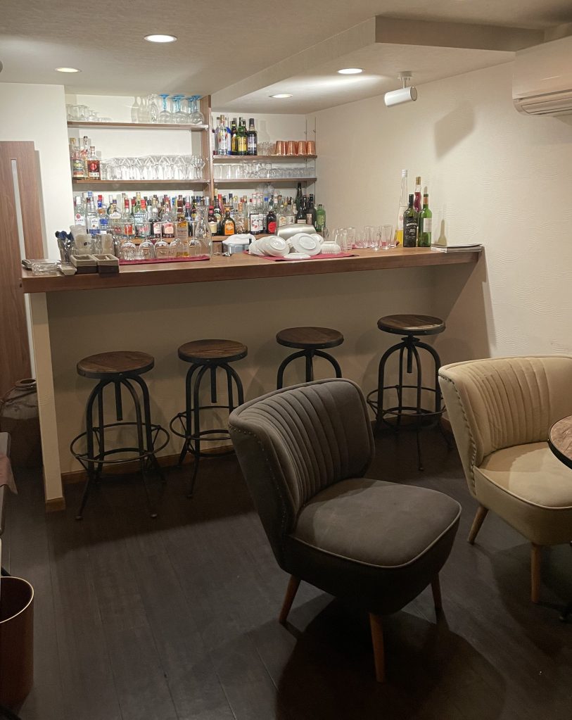 photo of upstairs interior of Bar Rabbit Hole, Takayama, Japan