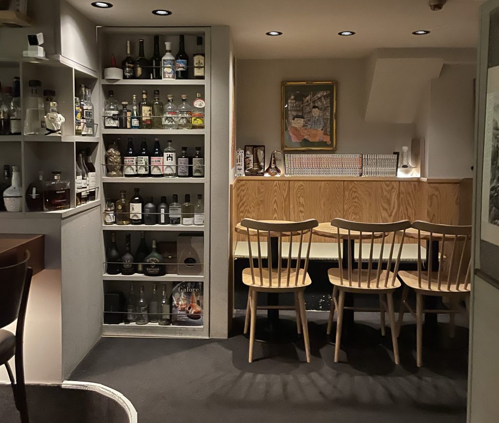 photo of interior for Shinjuku Whisky Salon, Tokyo, Japan