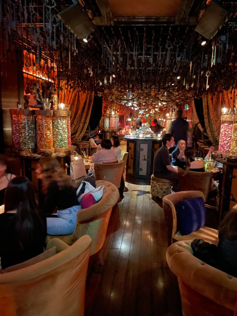 photo of interior of Tír na nÓg, Tokyo, Japan