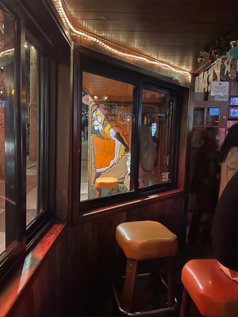 photo of the interior detail of the Mauna Loa Club, San Francisco