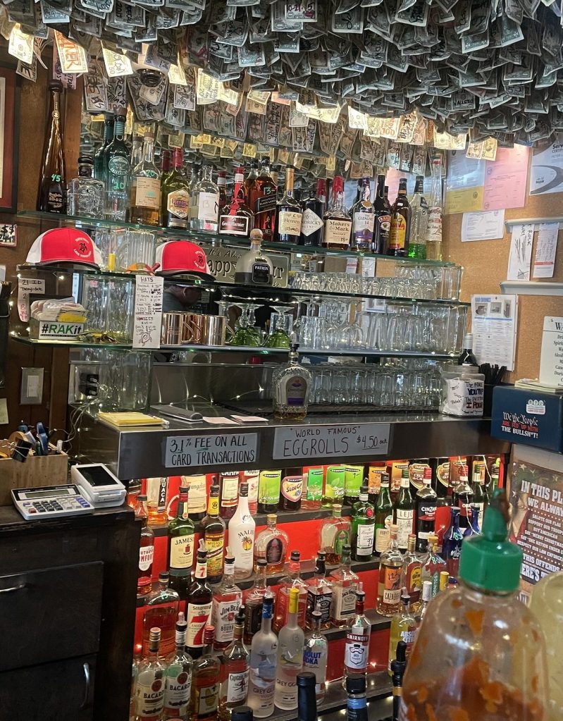 photo of the bar of Turtle Rock Bar & Café, Napa, California