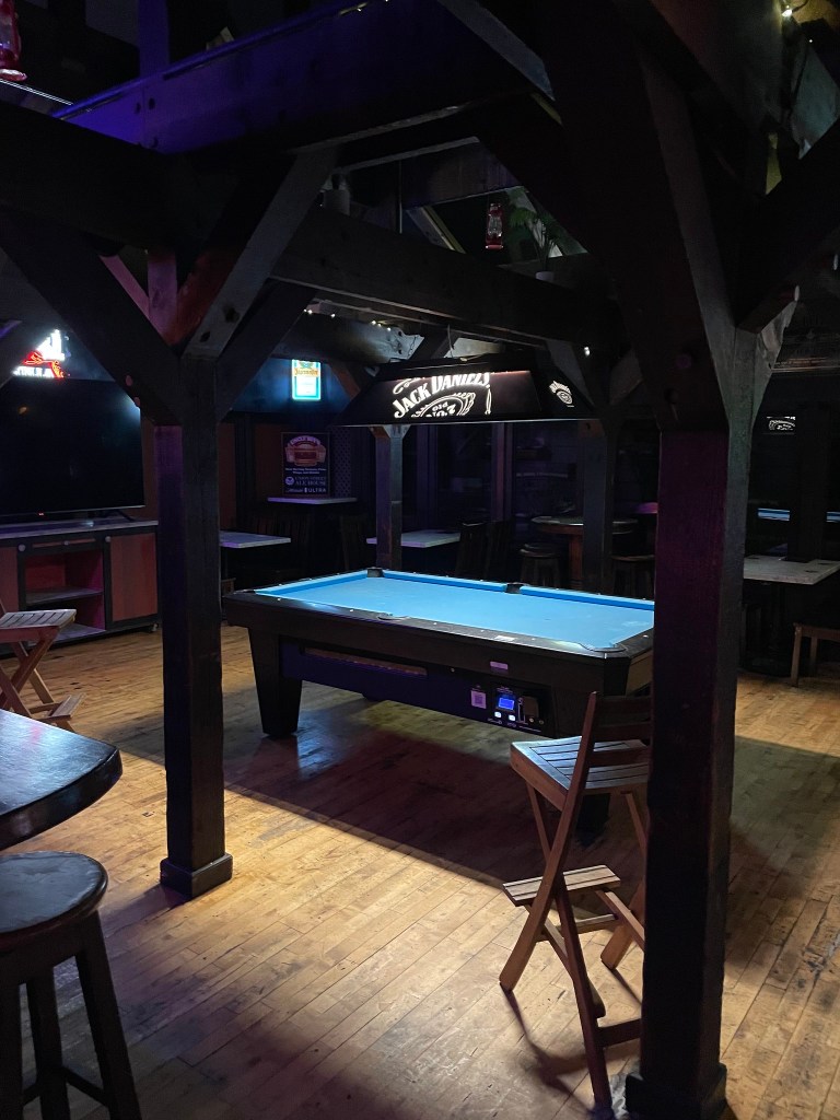 photo of the pool table of Union Street Ale House, San Francisco