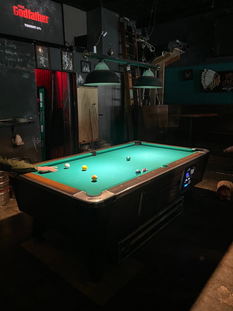 photo of pool table of The Lucky Horseshoe, San Francisco