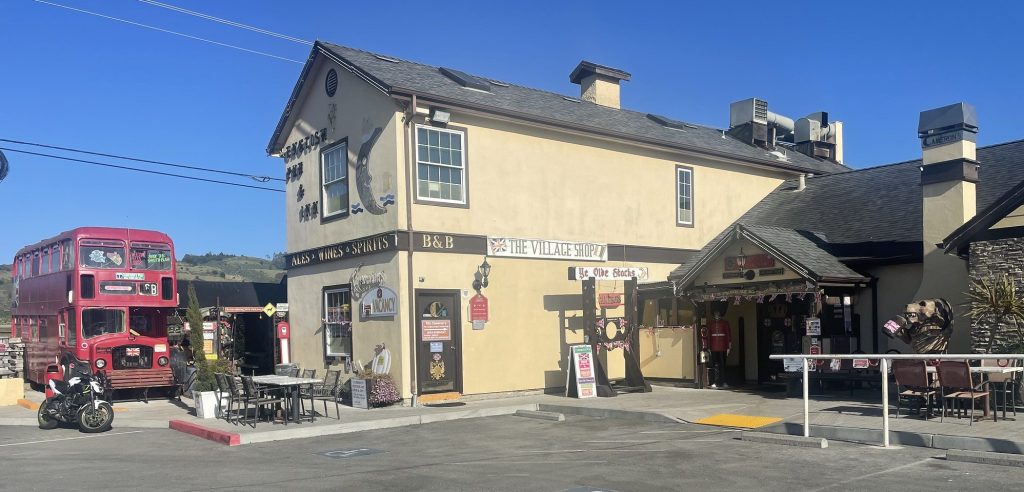 photo of exterior of Cameron's Pub, Half Moon Bay, CA