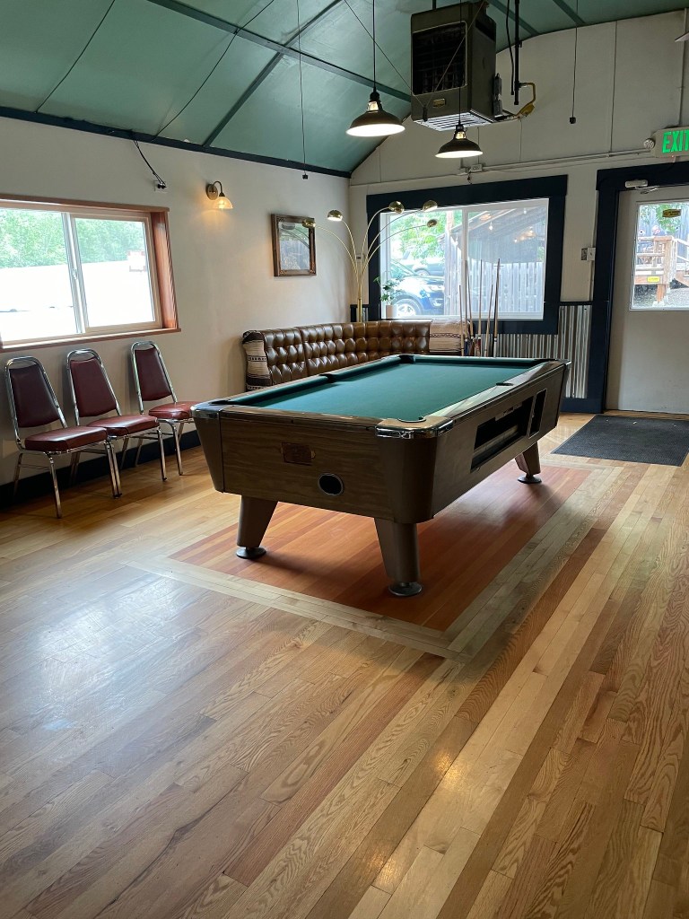 photo of pool table of Hell's Canyon Inn, Halfway, OR