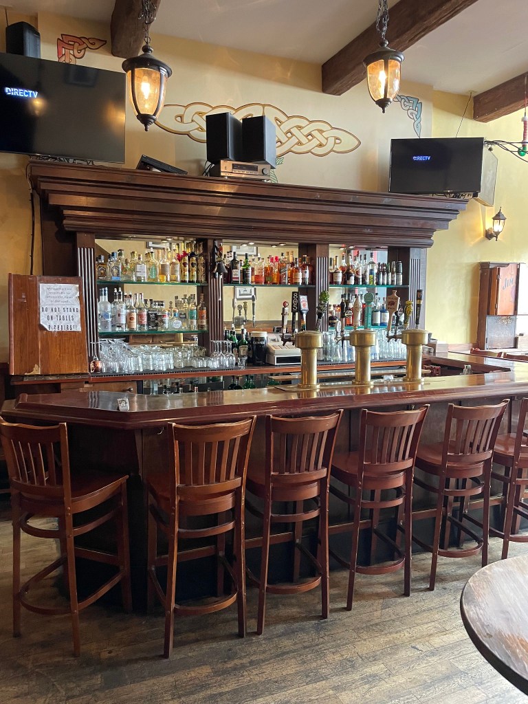 photo of interior of Maggie McGarry's, San Francisco