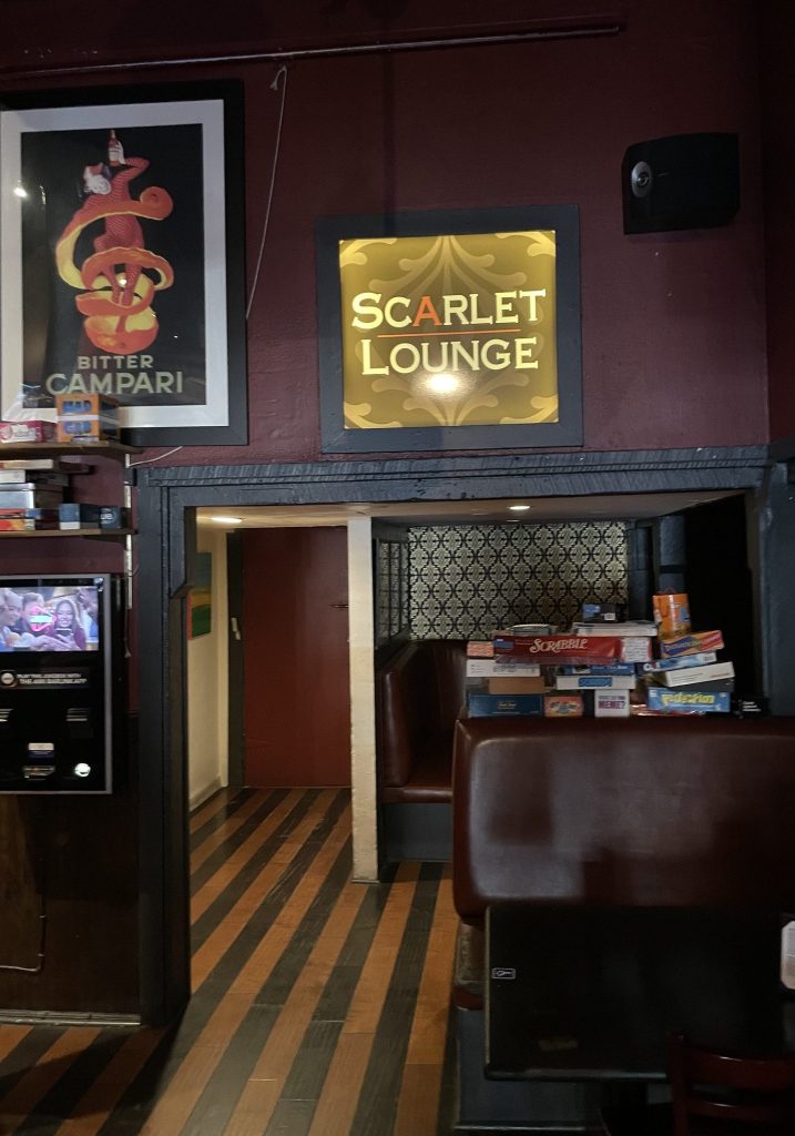 photo of interior of Scarlet Lounge, San Francisco