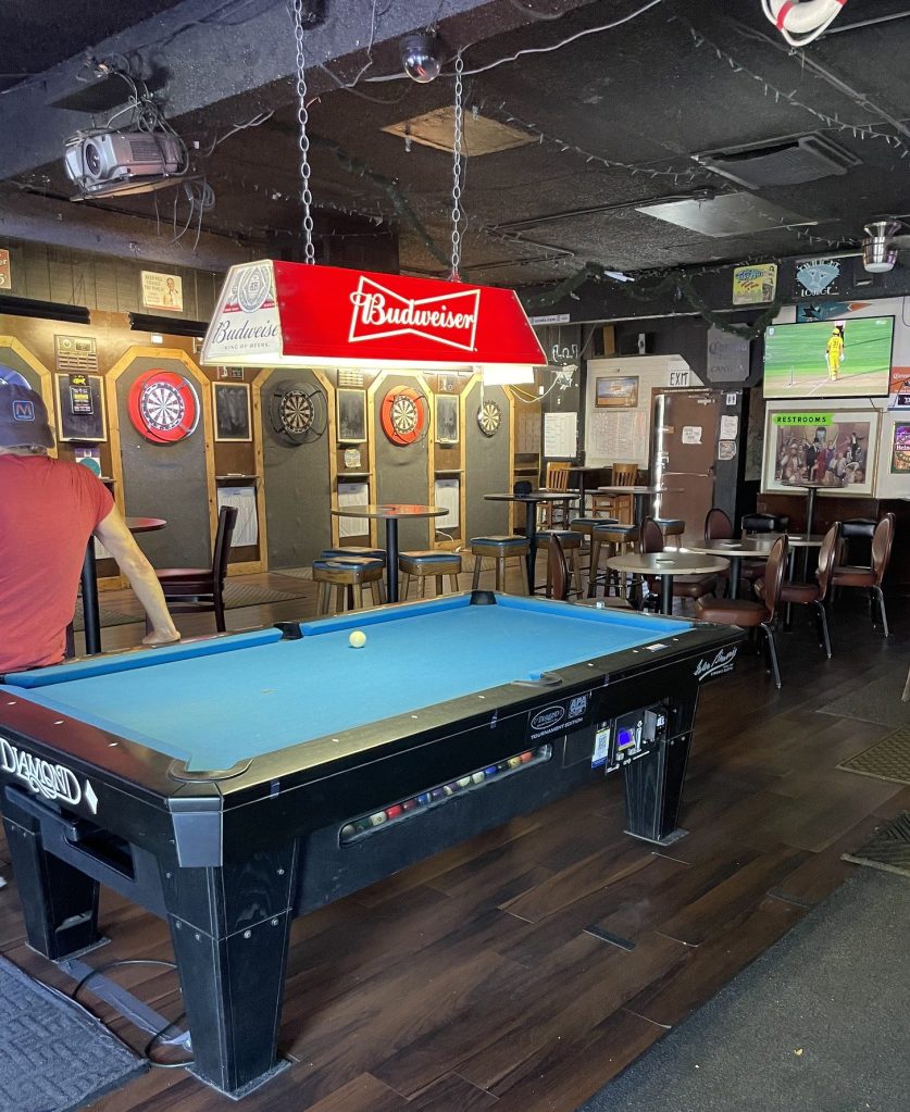 photo of interior of Beefy's Cabin, Sunnyvale, CA