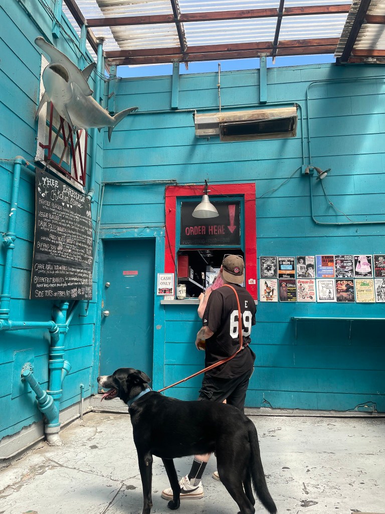 photo of kitchen of Thee Parkside, San Francisco