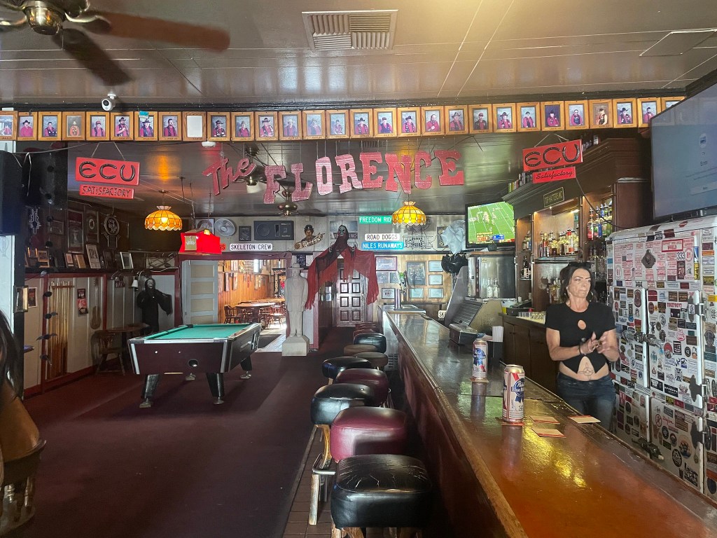 photo of interior of The Florence Bar, Fremont, CA