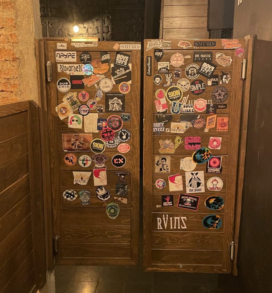 photo of interior of Bar Barba Negra 1988, Guadalajara, Mexico
