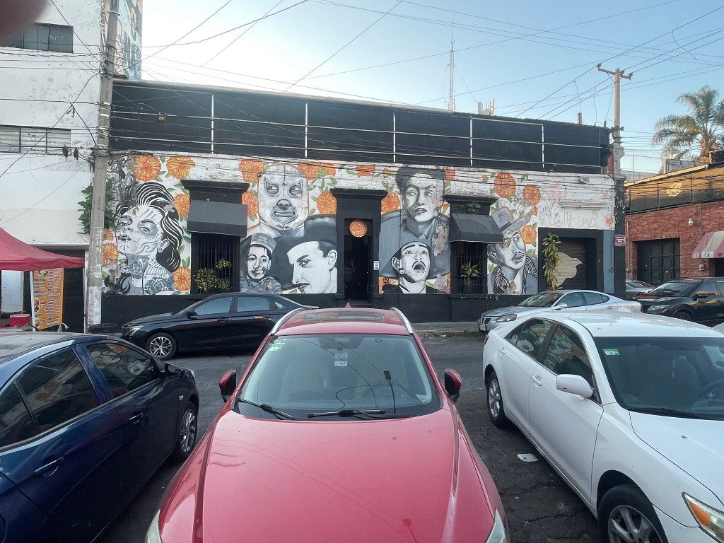photo of exterior of Bar la catrina, Guadalajara, Mexico