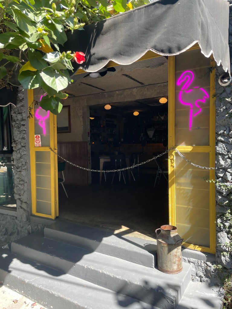 photo of entrance to Farmacia Rita Pérez, Guadalajara, Mexico