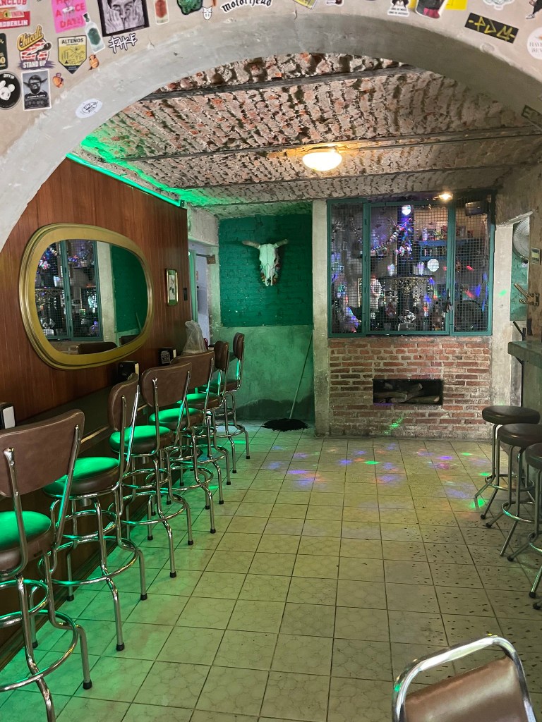 photo of interior of Farmacia Rita Pérez, Guadalajara, Mexico