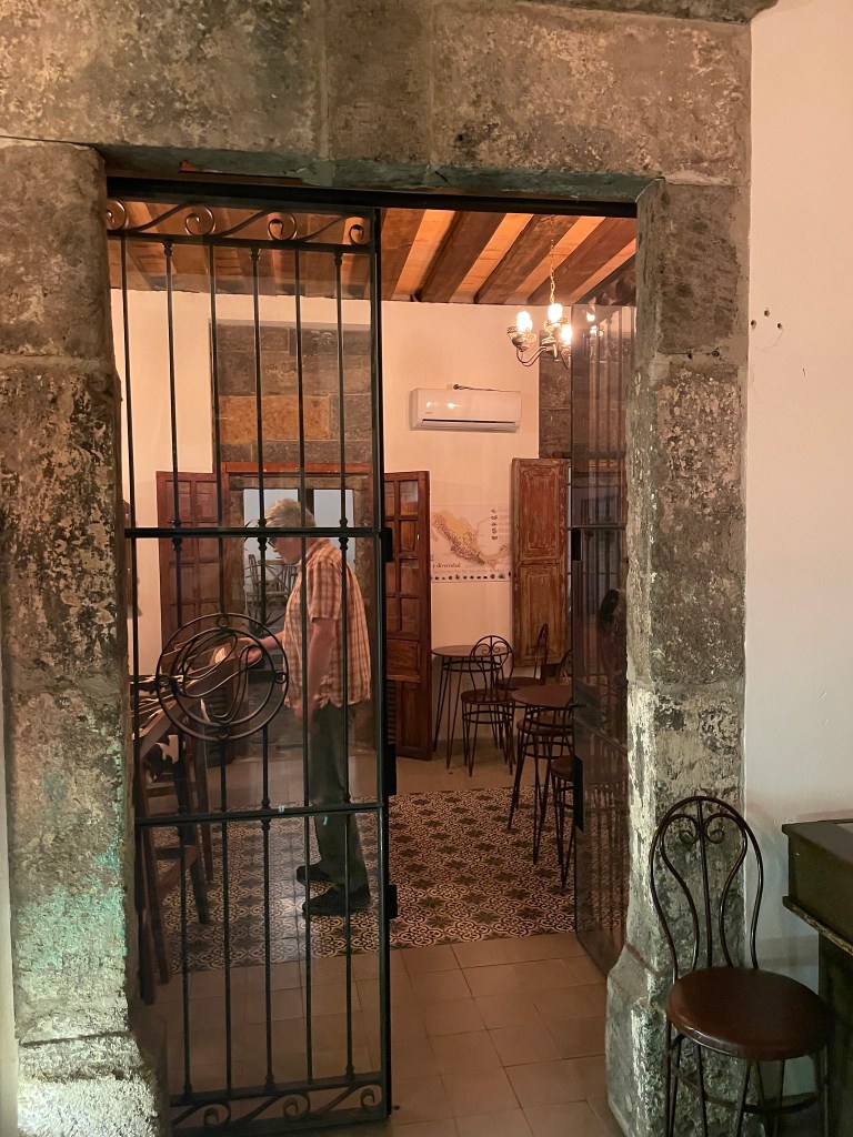 photo of doorway of Ixtete, Tequila, Mexico