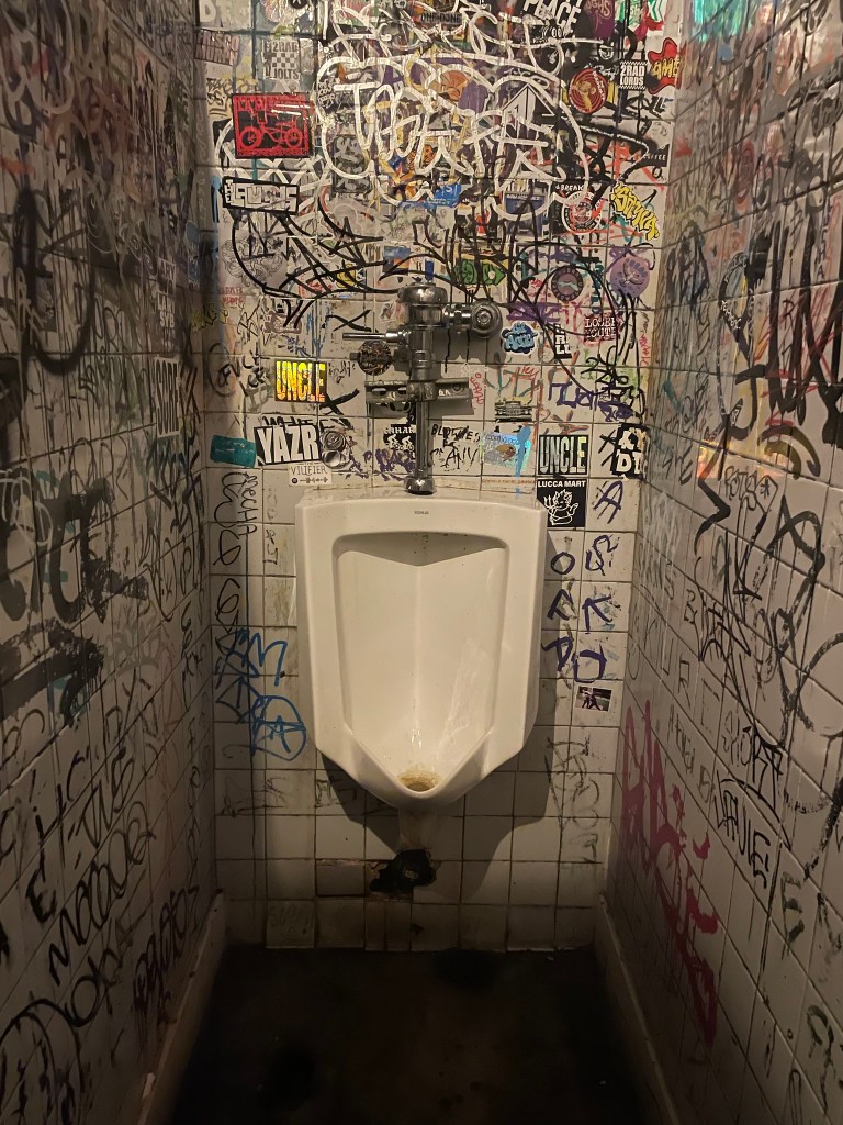 photo of urinal in Mission Bar, San Francisco