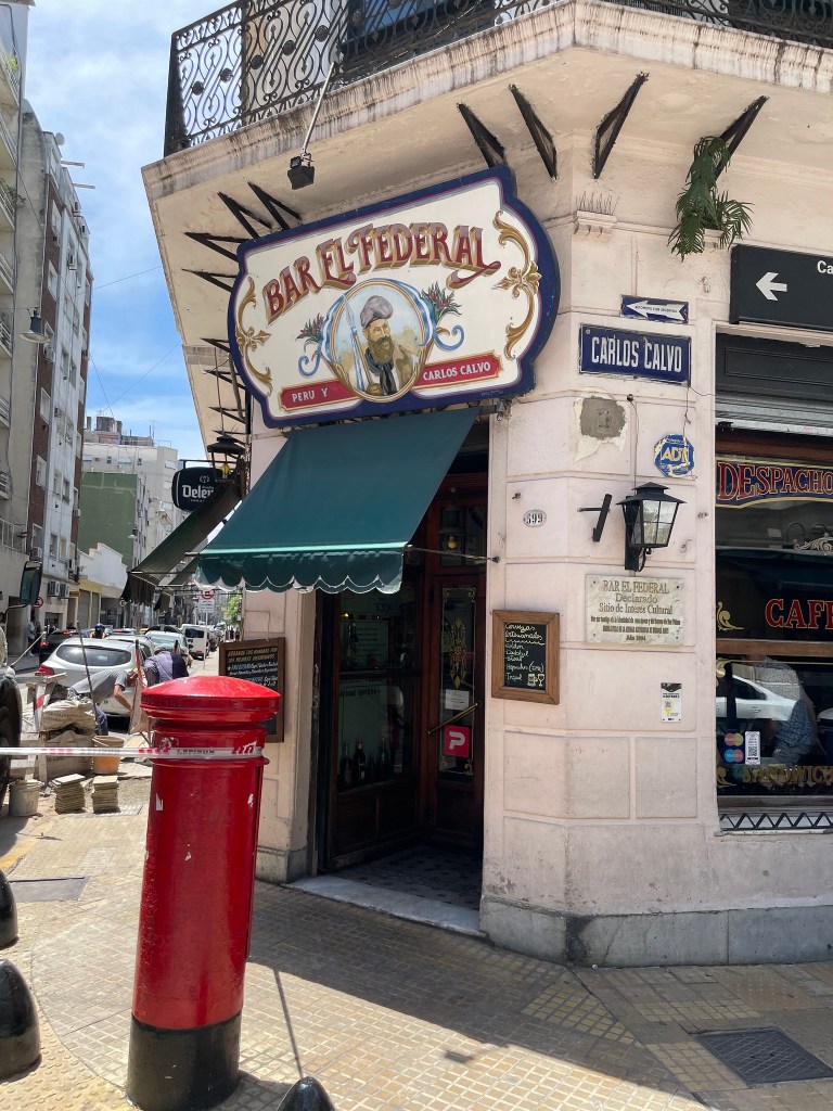 photo of exterior of Bar El Federal, Buenos Aires, Argentina