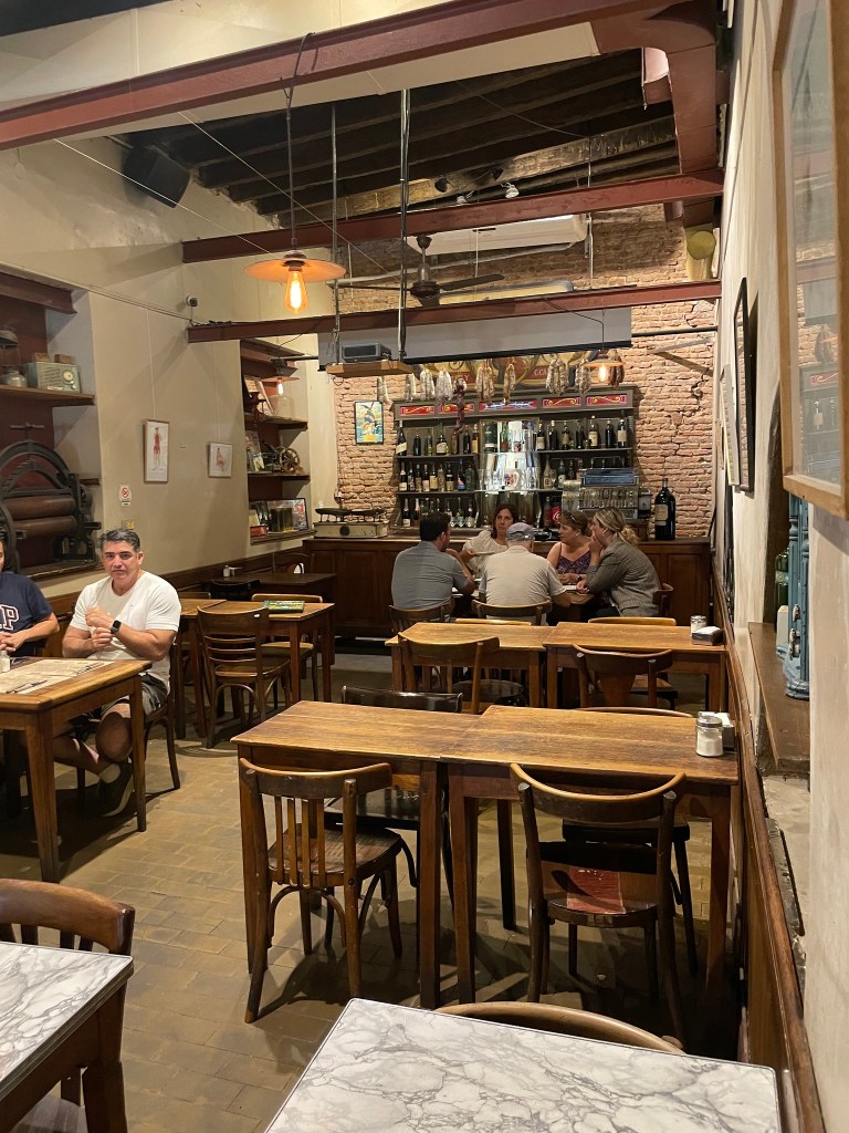 photo of interior of Bar El Federal, Buenos Aires, Argentina