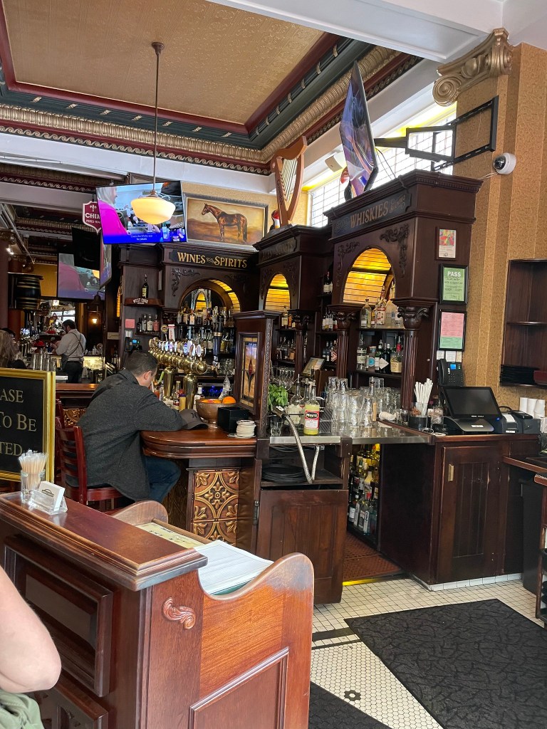 photo of the interior for Johnny Foley's Irish House, San Francisco