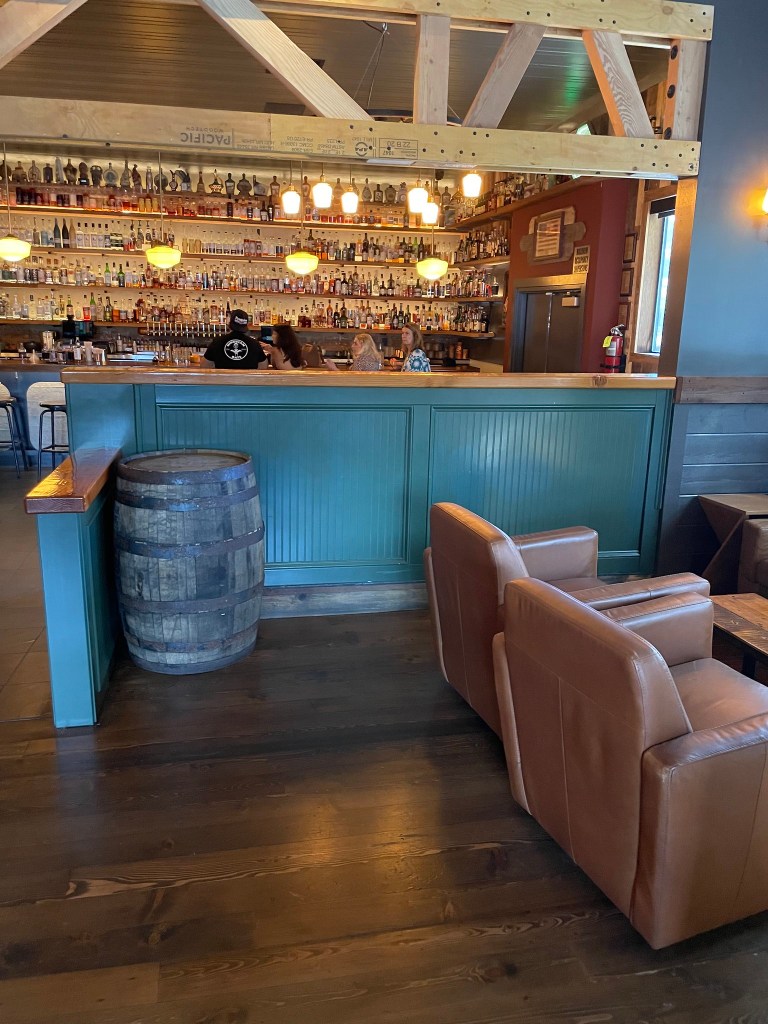 photo of interior of Mario & John's, Petaluma, CA