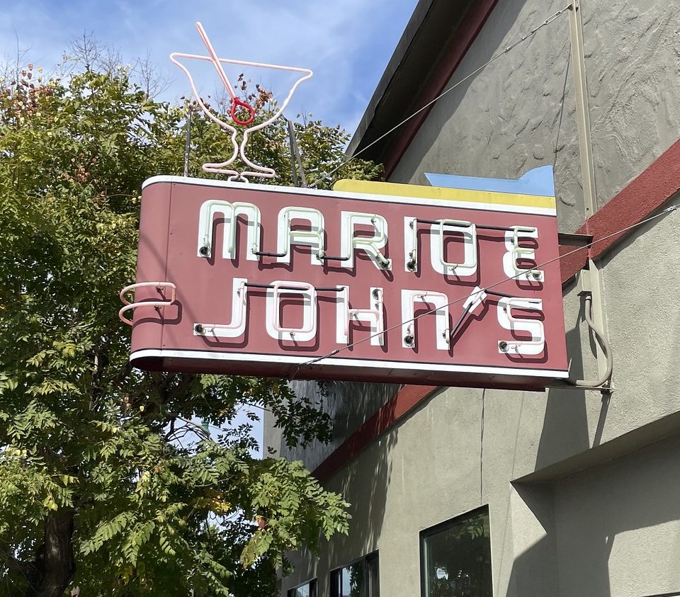 Mario & John’s, Petaluma,&nbsp;CA