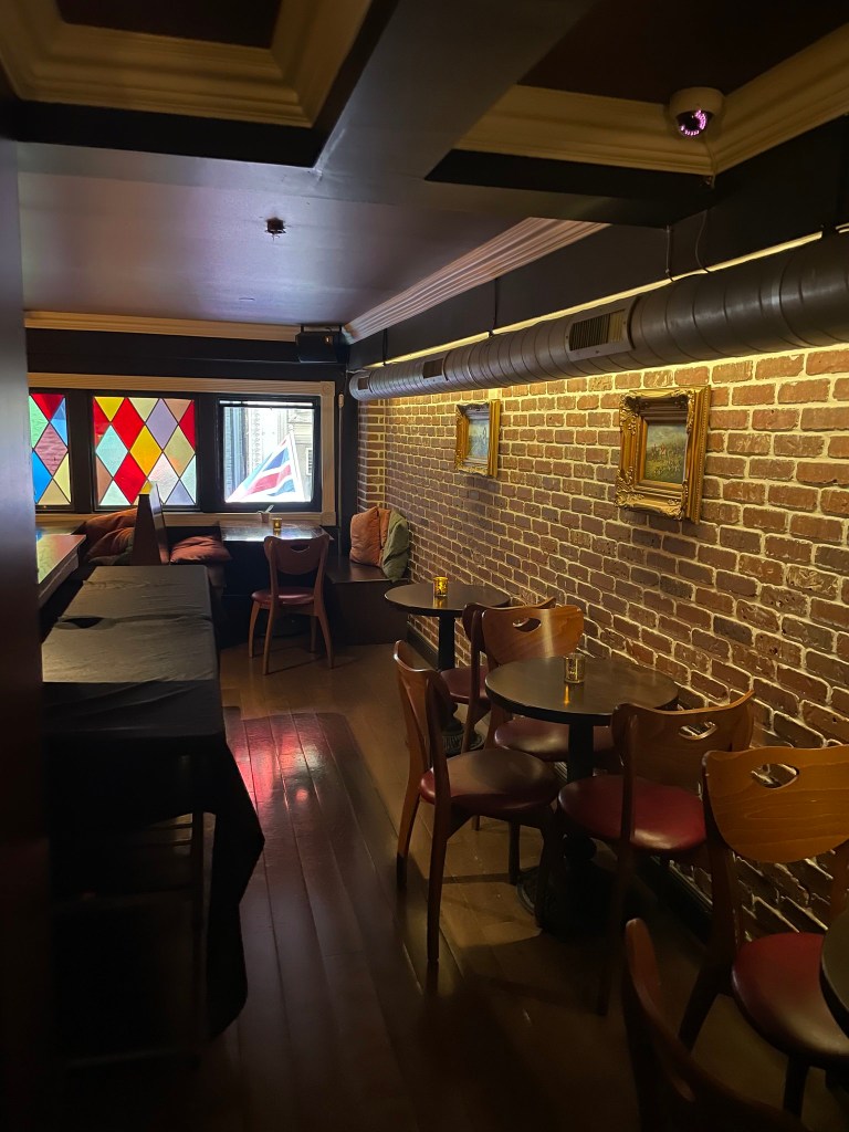 photo of interior of Iron Horse Cocktails, San Francisco