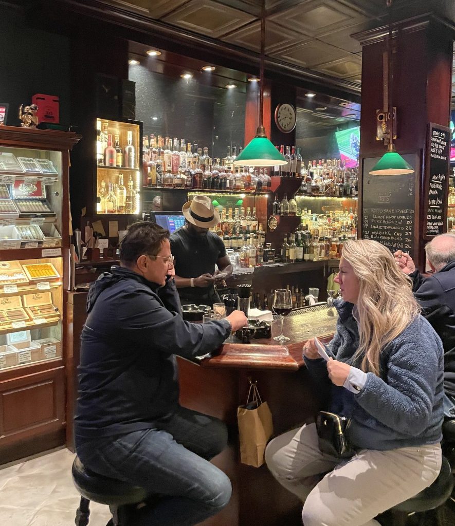 photo of interior of Occidental Cigar Club, San Francisco